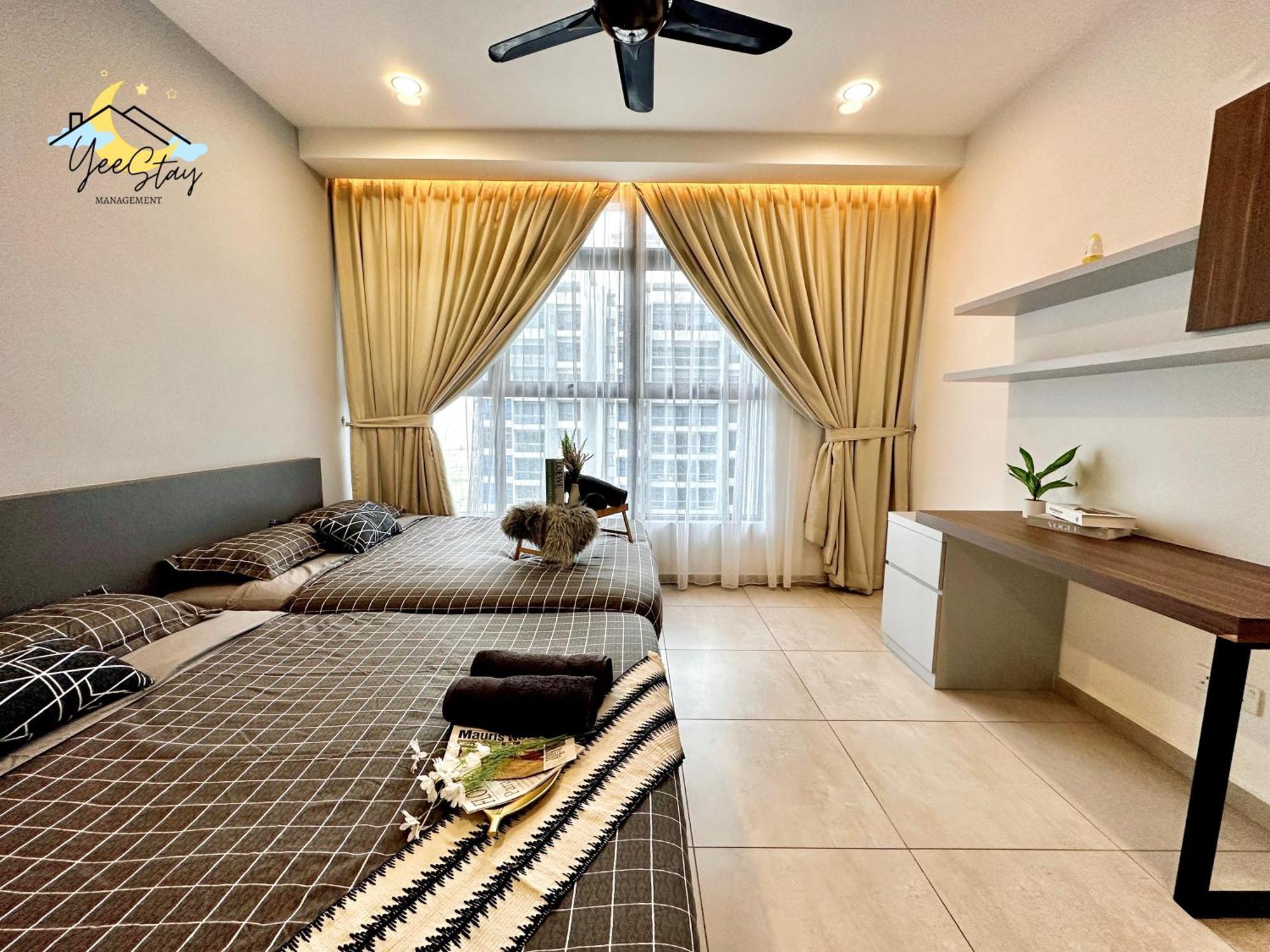 Appartamento Atlantis 8-12Pax/Netflix/Video Game/5Min To Jonker Malacca Esterno foto