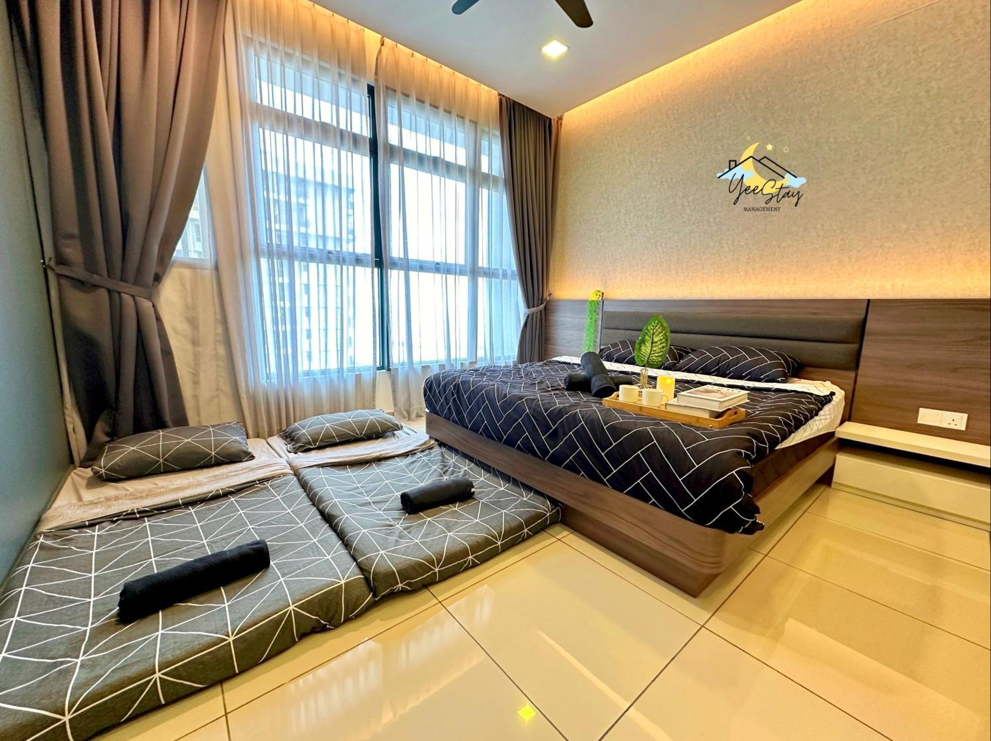 Appartamento Atlantis 8-12Pax/Netflix/Video Game/5Min To Jonker Malacca Esterno foto