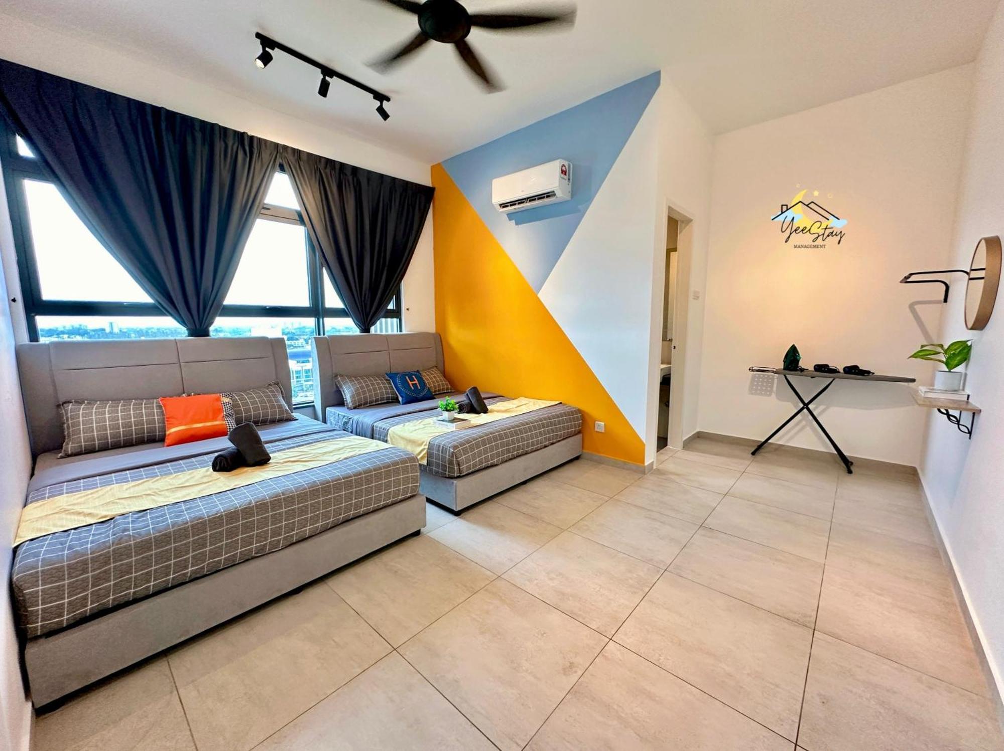 Appartamento Atlantis 8-12Pax/Netflix/Video Game/5Min To Jonker Malacca Esterno foto