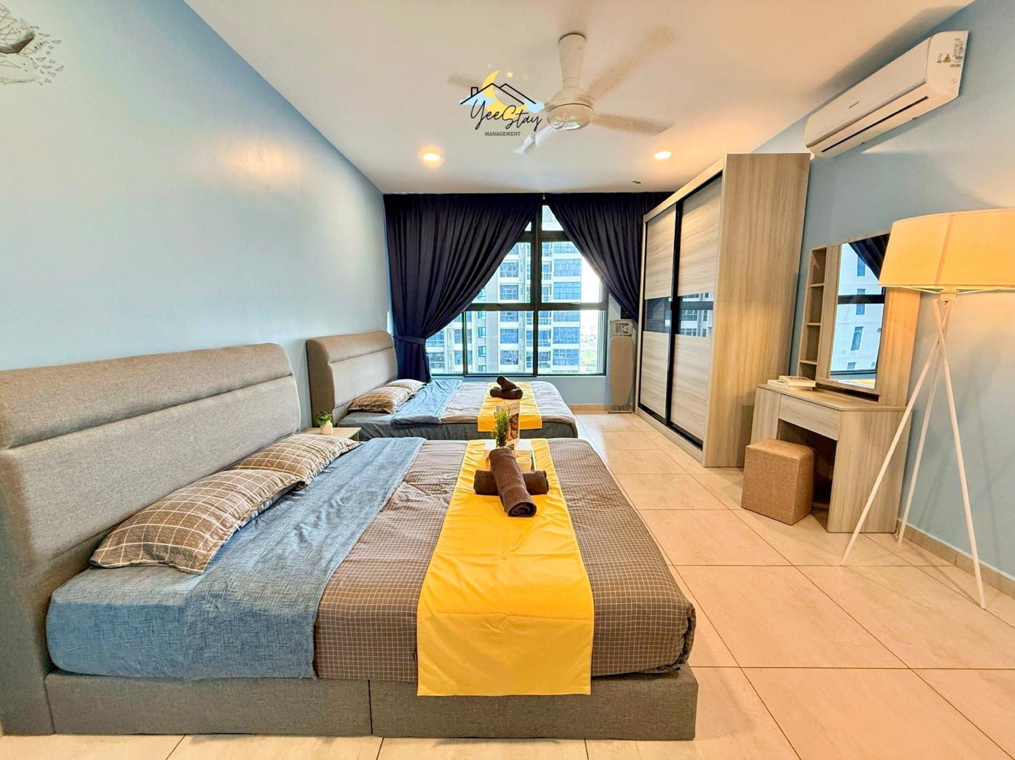 Appartamento Atlantis 8-12Pax/Netflix/Video Game/5Min To Jonker Malacca Esterno foto
